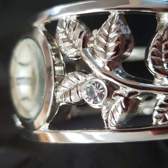 Collezio Silver Tone Cuff Bracelet Watch - Picture 7 of 17